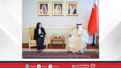 صورة وزير الخارجية يستقبل القائم بأعمال سفارة الجمهورية التونسية لدى مملكة البحرين بمناسبة انتهاء فترة عملها