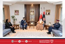 صورة وزير الداخلية يبحث مجالات التعاون والتنسيق مع الملحق العسكري بالسفارة الأمريكية