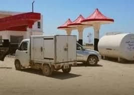 صورة انفجار جديد في أسعار الوقود بسقطرى تحت هيمنة شركة إماراتية محتكرة!