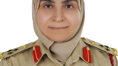 صورة سميرة عبد الله آل علي أول امرأة برتبة عميد في تاريخ شرطة دبي