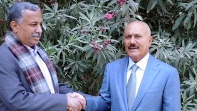 صورة عرض ''مُهين'' لم يقبله علي عبدالله صالح قبيل مقتله ولماذا رفض الحوثي تسليم جثته؟