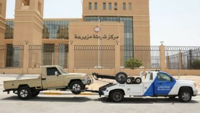 صورة شرطة أبوظبي تضبط مخالفين ومستهترين للاستعراض الخطِر على الطرقات