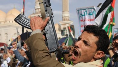 صورة وسط صمت دولي .. مسؤل يمني يكشف عن أكثر من 80 حالة اختطاف حوثية بمحافظة إب منذ شهرين .. والانتهاكات مستمرة