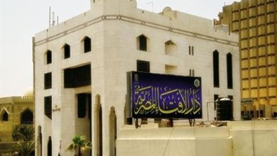 صورة المفتي الأسبق يوضح حكم التحلي بالذهب والفضة وغيرهما من المعادن للرجال