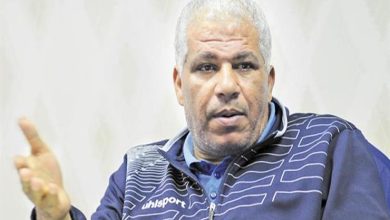 صورة عاجل.. وفاة ميمي عبد الرازق مدرب المصري البورسعيدي السابق