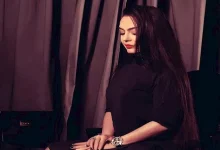 صورة شريهان تكشف صورا نادرة لها في الصغر مع أم كلثوم
