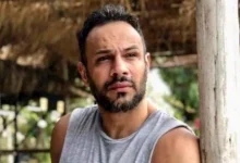 صورة النجوم يمازحونه.. محمد عطية: لما أموت امسحوا “عليا الطرب بالتلاتة”