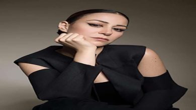 صورة أول تعليق من منة شلبي بعد شائعات وفاة والدتها