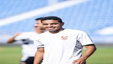 صورة كريم الدبيس ينشر صورة رومانسية مع خطيبته