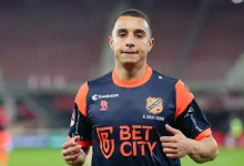 صورة بعد ارتباط اسمه بالزمالك.. الرجاء المغربي يضم بلال ولد الشيخ رسميًا