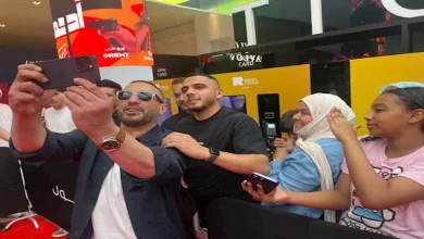 صورة بالصور| السقا يحتفل بفيلمه “أحمد وأحمد” مع جمهوره في دبي