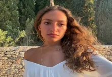 صورة بسبب الفستان.. الجمهور يهاجم ابنة عمرو دياب