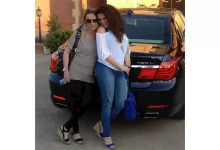 صورة دنيا عبدالعزيز تتذكر والدتها بكلمات مؤثرة