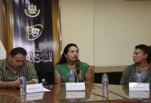 صورة القومي للمسرح يواصل نقاشات الوعي الجمالي: الجسد والآلة والفضاء المسرحي