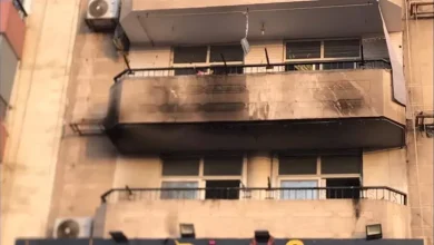 صورة بسبب سيجارة”.. اندلاع حريق في عمارة الفنان شريف إدريس