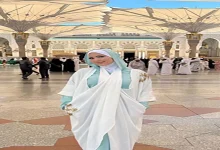 صورة بـ”الحجاب”.. نسرين طافش تؤدي العمرة والجمهور يعلق (صور)