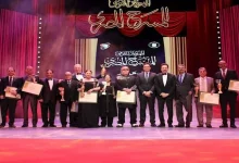 صورة ليلى علوي تهنئ المكرمين في افتتاح المهرجان القومي للمسرح