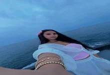 صورة منة عرفة تتألق بعدة إطلالات جريئة في المالديف