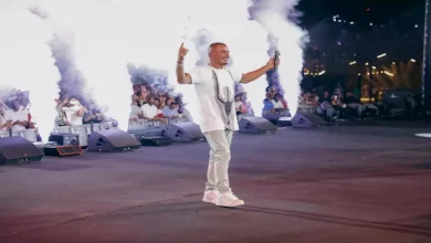 صورة ليلة أسطورية..عمرو دياب يشعل حفل الرياض بأغاني ألبومه الجديد (صور)