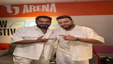 صورة مدين مع تامر حسني بكواليس حفل “العلمين” بعد نجاح “حفلة تخرج من حياتي”