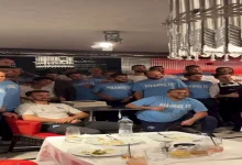 صورة حفل عشاء لبعثة بيراميدز بعد الفوز على قاسم باشا (صور)