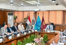 صورة وزير قطاع الأعمال يتابع الموقف التنفيذي لمشروعات التطوير العقاري