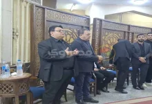 صورة بيومي فؤاد وحجاج عبدالعظيم يقدمان واجب العزاء في وفاة شقيق خالد جلال