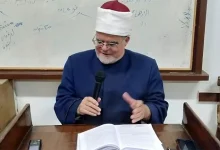 صورة هل استعمال السبحة أثناء خطبة الجمعة يفسد الصلاة ؟.. عالم أزهري يوضح