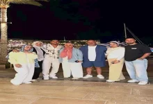 صورة 6 صور لكريم الدبيس وعائلته مع نجوم الأهلي في المصيف