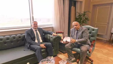 صورة اجتماع وزيرا الكهرباء والبترول لمراجعة خطة توفير الطاقة