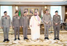 صورة أمير جازان يقلد عدداً من القيادات الأمنية رتبهم الجديدة  أخبار السعودية