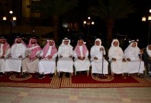 صورة آل رمضان وآل بترجي يستقبلون المعزين في فقيدهم  أخبار السعودية