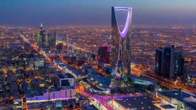 صورة «فيتش» تؤكد قوة الاقتصاد السعودي: تصنيف «+A» ونظرة مستقرة  أخبار السعودية