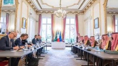 صورة عبد العزيز بن سعود ووزير الداخلية الفرنسي يوقعان الوثيقة التنفيذية لمسارات التعاون الأمنية المستقبلية  أخبار السعودية
