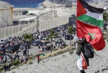 صورة موقع بريطاني: وسط احتجاجات شعبية.. لماذا أصبحت الموانئ المغربية الطريق المفضل لنقل الأسلحة إلى إسرائيل؟