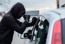 صورة | بالفيديو.. رصد عملية سرقة نفذتها نساء من “الغجر” في وضح النهار بأم أذينة في عمان