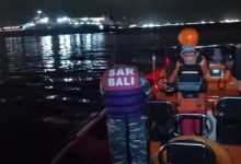 صورة | أ ف ب: قتلى ومفقودون في غرق عبّارة تقلّ أكثر من 60 شخصًا في إندونيسيا