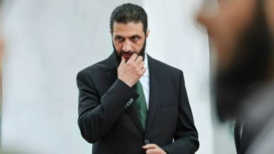 صورة | الشرع خلال إطلاق الهوية البصرية الجديدة: سوريا لا تقبل التجزئة ونبدأ معًا صفحة جديدة