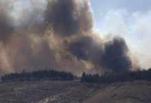 صورة | فيديو.. تصاعد أعمدة الدخان في محيط قصر الشعب بدمشق إثر حريق واسع