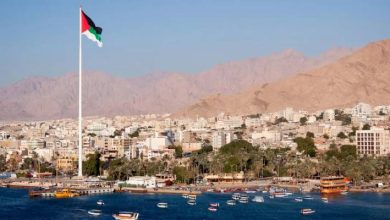 صورة | الأجهزة الأمنية : ضبط محاولة أشخاص بينهم نائب تهريب وثائق من داخل مقر تابع لجماعة الإخوان المحظورة