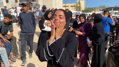 صورة | “صحة غزة”: 80 شهيدًا جراء غارات الاحتلال على القطاع خلال 24 ساعة