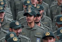 صورة | مقتل عنصرين من الحرس الثوري الإيراني خلال تفكيك متفجرات خلفها قصف الاحتلال