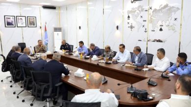 صورة | “سوق سوداء” للتذاكر وفوضى على جسر الملك حسين.. الفراية يتدخل بقرارات عاجلة لإنهاء استغلال المسافرين