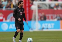 صورة | ميسي بين الهلال والأهلي.. جدل لا ينتهي وظلم يلوّح في الأفق!