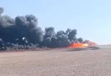 صورة | وفاة سائق في حريق صهريج نفط على الطريق الصحراوي في الجفر