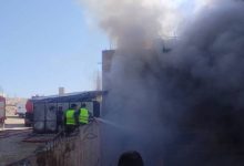 صورة | الدفاع المدني يسيطر على حريق ضخم في مصنع أحذية بمنطقة ماركا دون وقوع إصابات