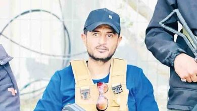 صورة “صاندي تايمز” تمنح ياسر أبو شباب منبرًا لتقديم رؤيته عن غزة.. ونائبه يقول إن “المدينة الإنسانية” ستكون في “مناطقهم”