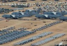 صورة قطر : سحب عشرات الطائرات العسكرية من قاعدة “العيديد” ألامريكية كإجراء احترازي ودعوة الموظفين بتوخي الحذر الشديد
