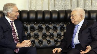 صورة خلال لقاء بلير..الرئيس عباس: حماس لن تحكم قطاع غزة في اليوم التالي
