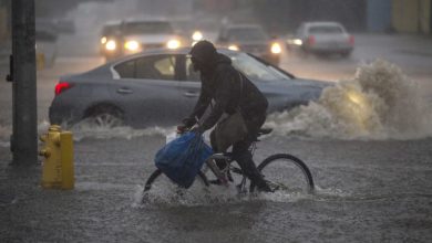 صورة أعلى مستوى تحذير في كاتالونيا بسبب الأمطار الغزيرة مع تعليق حركة السكك الحديد